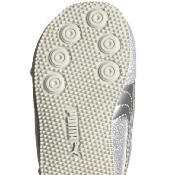 Girl Puma - Picture 4 of 4